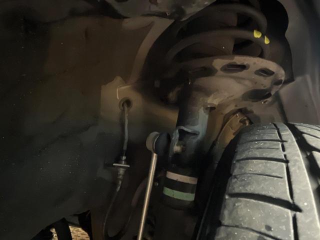 ヴォクシー ZS 煌 純正9型ナビ 両側電動スライド バックカメラ LEDヘッドライト オートライト フルセグ ETC デュアルオートエアコン スマートキー CD/DVD再生 Bluetooth接続 革巻きハンドル(20枚目)