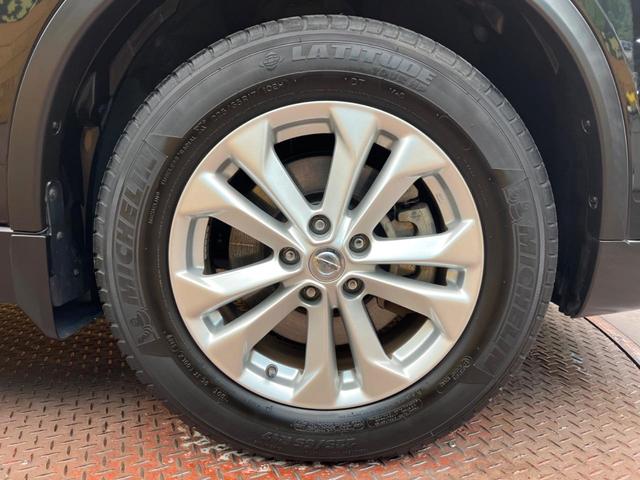 エクストレイル ２０Ｘ　エマージェンシーブレーキパッケージ　衝突軽減ブレーキ　バックカメラ　シートヒーター　スマートキー　ＬＥＤヘッドライト　クリアランスソナー　純正ナビ　フルセグ　オートライト　寒冷地仕様　ＥＴＣ　デュアルオートエアコン　前後ドラレコ　禁煙車（11枚目）