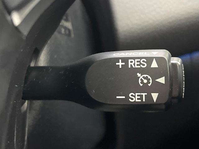 ハリアー プレミアム　モデリスタエアロ　９型純正ＳＤナビ　フルセグ　バックカメラ　禁煙車　電動リアゲート　クルコン　ハーフレザーシート　パワーシート　ＬＥＤヘッド　ビルトインＥＴＣ　純正１８インチアルミ　オートハイビーム（7枚目）