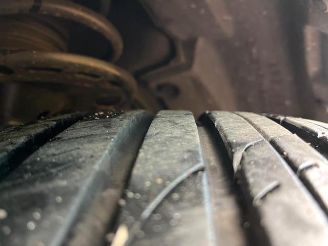 ハリアー プレミアム　モデリスタエアロ　９型純正ＳＤナビ　フルセグ　バックカメラ　禁煙車　電動リアゲート　クルコン　ハーフレザーシート　パワーシート　ＬＥＤヘッド　ビルトインＥＴＣ　純正１８インチアルミ　オートハイビーム（27枚目）