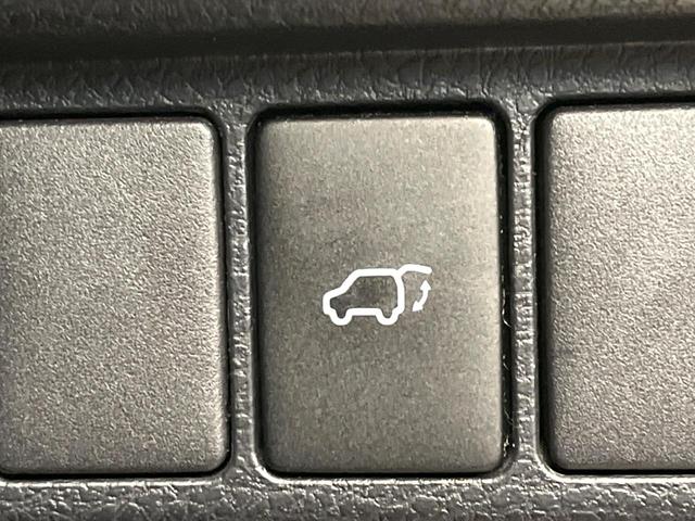 ハリアー プレミアム　モデリスタエアロ　９型純正ＳＤナビ　フルセグ　バックカメラ　禁煙車　電動リアゲート　クルコン　ハーフレザーシート　パワーシート　ＬＥＤヘッド　ビルトインＥＴＣ　純正１８インチアルミ　オートハイビーム（40枚目）