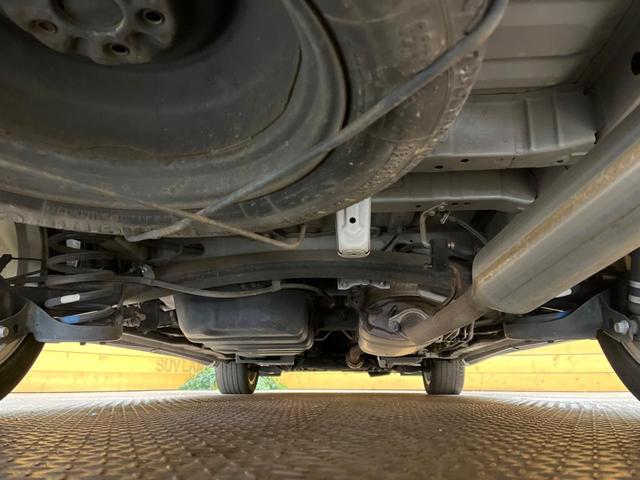 ヴェルファイア ２．４Ｚ　Ｇエディション　フリップダウンモニター　純正８型ナビ　バックカメラ　両側電動ドア　クルーズコントロール　パワーバックドア　クリアランスソナー　前後ドラレコ　ＥＴＣ　メモリー付きパワーシート　ＨＩＤヘッド　禁煙車（20枚目）