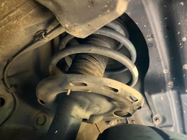 ヴェルファイア ２．４Ｚ　Ｇエディション　フリップダウンモニター　純正８型ナビ　バックカメラ　両側電動ドア　クルーズコントロール　パワーバックドア　クリアランスソナー　前後ドラレコ　ＥＴＣ　メモリー付きパワーシート　ＨＩＤヘッド　禁煙車（26枚目）