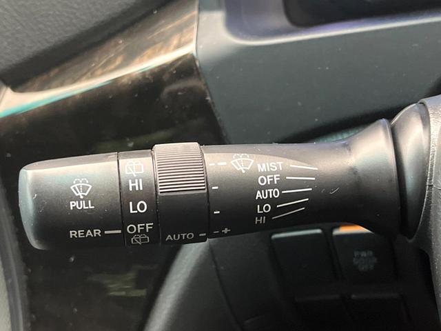 ヴェルファイア ２．４Ｚ　Ｇエディション　フリップダウンモニター　純正８型ナビ　バックカメラ　両側電動ドア　クルーズコントロール　パワーバックドア　クリアランスソナー　前後ドラレコ　ＥＴＣ　メモリー付きパワーシート　ＨＩＤヘッド　禁煙車（52枚目）