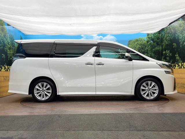 ヴェルファイア ２．５Ｚ　ＢＩＧ－Ｘ１１型ナビ　フリップダウンモニター　両側電動スライド　バックカメラ　デュアルオートエアコン　クリアランスソナー　ドライブレコーダー　ＥＴＣ　ＬＥＤヘッドライト　ＣＤ／ＤＶＤ再生（22枚目）