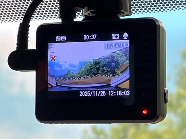 ヴェルファイア ２．５Ｚ　ＢＩＧ－Ｘ１１型ナビ　フリップダウンモニター　両側電動スライド　バックカメラ　デュアルオートエアコン　クリアランスソナー　ドライブレコーダー　ＥＴＣ　ＬＥＤヘッドライト　ＣＤ／ＤＶＤ再生（46枚目）