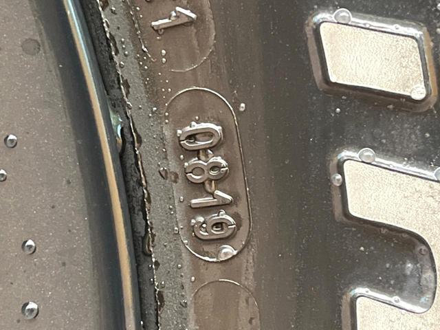 ランドクルーザー７０ バン　カロッツェリアナビ　バックカメラ　ＨＩＤヘッドライト　ＥＴＣ　ウッドコンビステアリング　Ｂｌｕｅｔｏｏｔｈ　ＣＤ　ＤＶＤ再生　フルセグ　禁煙車　ＬＥＤフォグライト　シートカバー　前後ドラレコ（27枚目）