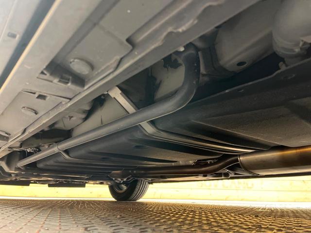 ヴォクシー ＺＳ　煌　フリップダウンモニター　純正１０型ナビ　両側電動スライド　７人乗り　クルーズコントロール　ＬＥＤヘッドライト　オートハイビーム　オートライト　バックカメラ　スマートキー　デュアルオートエアコン　禁煙車（31枚目）