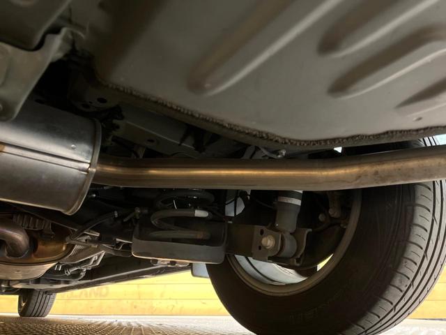 ヴォクシー ＺＳ　煌　フリップダウンモニター　純正１０型ナビ　両側電動スライド　７人乗り　クルーズコントロール　ＬＥＤヘッドライト　オートハイビーム　オートライト　バックカメラ　スマートキー　デュアルオートエアコン　禁煙車（32枚目）