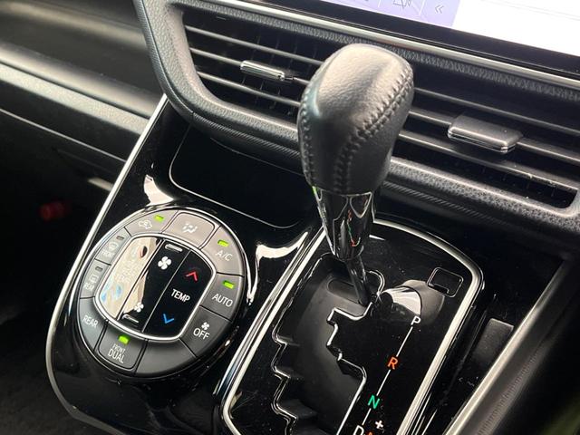 ヴォクシー ＺＳ　煌　フリップダウンモニター　純正１０型ナビ　両側電動スライド　７人乗り　クルーズコントロール　ＬＥＤヘッドライト　オートハイビーム　オートライト　バックカメラ　スマートキー　デュアルオートエアコン　禁煙車（46枚目）