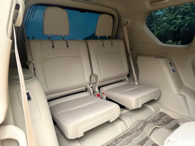 ランドクルーザープラド TX Lパッケージ サンルーフ モデリスタエアロ BIG-X9インチナビ トヨタセーフティセンス バックカメラ シートベンチレーション 7人乗 ドラレコ コーナーセンサー LEDヘッドライト ルーフレール パワーシート(9枚目)