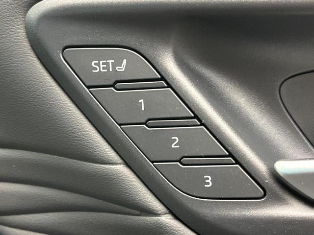 アルファード Ｚ　黒革シート　全周囲カメラ　ガラスルーフ　両側電動ドア　純正１４インチナビ　後席モニター　１００Ｖ電源　セーフティセンス　レーダークルーズ　電動リアゲート　前席シートエアコン　リアシートエアコン（59枚目）