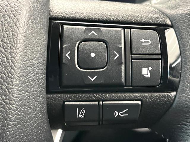 ハイラックス Ｚ　ディーゼル（軽油）７インチＳＤナビ　バックカメラ　セーフティセンス　レーダークルーズ　コーナーセンサー　車線逸脱警報　ドラレコ　　スマートキー　ＬＥＤヘッド　ＥＴＣ　純正１７インチアルミ（7枚目）