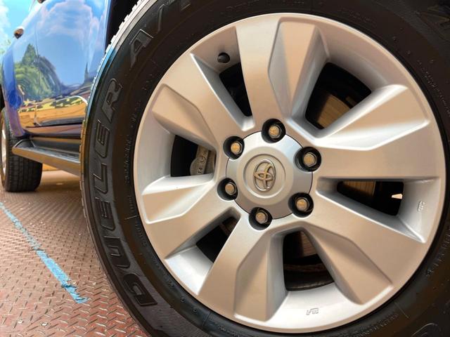 ハイラックス Ｚ　ディーゼル（軽油）７インチＳＤナビ　バックカメラ　セーフティセンス　レーダークルーズ　コーナーセンサー　車線逸脱警報　ドラレコ　　スマートキー　ＬＥＤヘッド　ＥＴＣ　純正１７インチアルミ（13枚目）