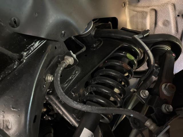 ハイラックス Ｚ　ディーゼル（軽油）７インチＳＤナビ　バックカメラ　セーフティセンス　レーダークルーズ　コーナーセンサー　車線逸脱警報　ドラレコ　　スマートキー　ＬＥＤヘッド　ＥＴＣ　純正１７インチアルミ（20枚目）