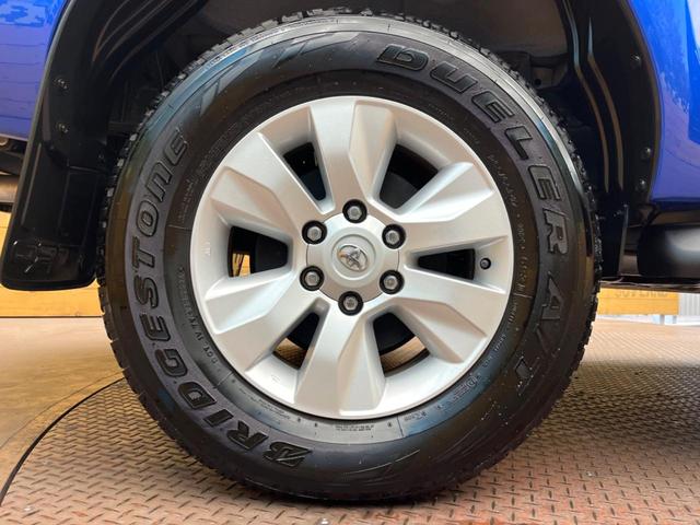 ハイラックス Ｚ　ディーゼル（軽油）７インチＳＤナビ　バックカメラ　セーフティセンス　レーダークルーズ　コーナーセンサー　車線逸脱警報　ドラレコ　　スマートキー　ＬＥＤヘッド　ＥＴＣ　純正１７インチアルミ（34枚目）