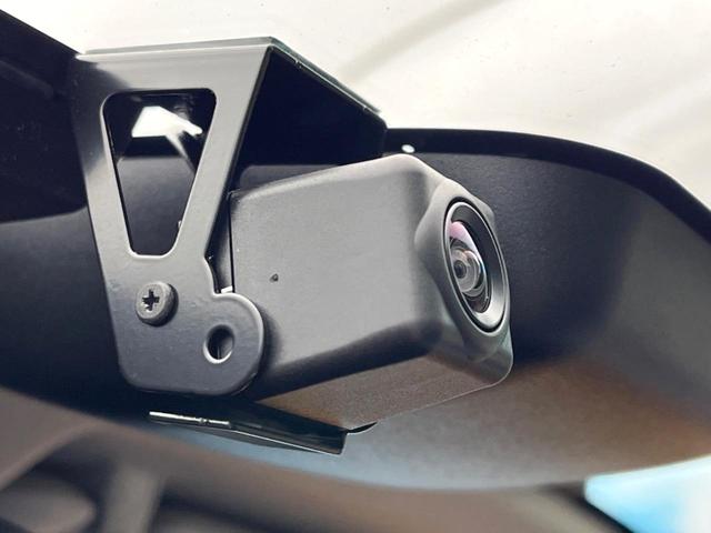 ハイラックス Ｚ　ディーゼル（軽油）７インチＳＤナビ　バックカメラ　セーフティセンス　レーダークルーズ　コーナーセンサー　車線逸脱警報　ドラレコ　　スマートキー　ＬＥＤヘッド　ＥＴＣ　純正１７インチアルミ（56枚目）