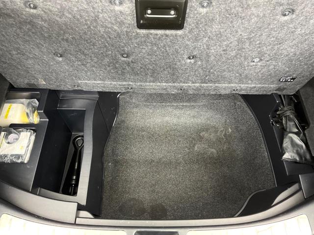 ハリアー プレミアム　９型純正ＳＤナビ　バックカメラ　セーフティセンス　レーダークルーズ　禁煙車　電動リアゲート　ハーフレザーシート　パワーシート　コーナーセンサー　スマートキー　ＬＥＤヘッド　ＥＴＣ（37枚目）