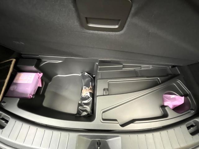 CX-80 XD エクスクルーシブモード パノラマサンルーフ スマートブレーキサポート 純正12型ナビ 全周囲カメラ 黒革シート BOSEサウンド 電動リアゲート ワイヤレス充電 ブラインドスポットモニター シートベンチレーション(41枚目)