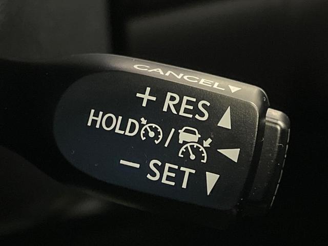 ハリアー プレミアム　ＢＩＧＸ９型ＳＤナビ　バックカメラ　セーフティセンス　レーダークルーズ　禁煙車　電動リアゲート　ハーフレザーシート　パワーシート　スマートキー　ＬＥＤヘッド　ビルトインＥＴＣ　オートハイビーム（6枚目）