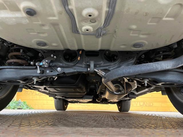 ハリアー プレミアム　ＢＩＧＸ９型ＳＤナビ　バックカメラ　セーフティセンス　レーダークルーズ　禁煙車　電動リアゲート　ハーフレザーシート　パワーシート　スマートキー　ＬＥＤヘッド　ビルトインＥＴＣ　オートハイビーム（21枚目）