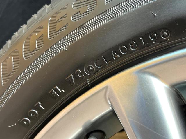 ハリアー プレミアム　ＢＩＧＸ９型ＳＤナビ　バックカメラ　セーフティセンス　レーダークルーズ　禁煙車　電動リアゲート　ハーフレザーシート　パワーシート　スマートキー　ＬＥＤヘッド　ビルトインＥＴＣ　オートハイビーム（23枚目）