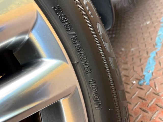 ハリアー プレミアム　ＢＩＧＸ９型ＳＤナビ　バックカメラ　セーフティセンス　レーダークルーズ　禁煙車　電動リアゲート　ハーフレザーシート　パワーシート　スマートキー　ＬＥＤヘッド　ビルトインＥＴＣ　オートハイビーム（24枚目）