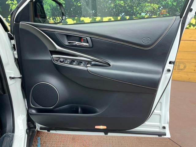 ハリアー プレミアム　ＢＩＧＸ９型ＳＤナビ　バックカメラ　セーフティセンス　レーダークルーズ　禁煙車　電動リアゲート　ハーフレザーシート　パワーシート　スマートキー　ＬＥＤヘッド　ビルトインＥＴＣ　オートハイビーム（39枚目）