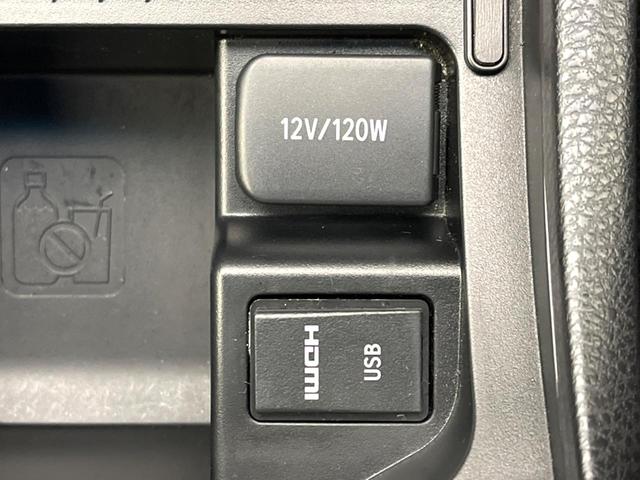 ハリアー プレミアム　ＢＩＧＸ９型ＳＤナビ　バックカメラ　セーフティセンス　レーダークルーズ　禁煙車　電動リアゲート　ハーフレザーシート　パワーシート　スマートキー　ＬＥＤヘッド　ビルトインＥＴＣ　オートハイビーム（53枚目）