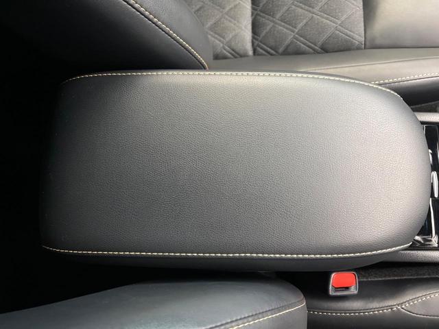 ハリアー プレミアム　ＢＩＧＸ９型ＳＤナビ　バックカメラ　セーフティセンス　レーダークルーズ　禁煙車　電動リアゲート　ハーフレザーシート　パワーシート　スマートキー　ＬＥＤヘッド　ビルトインＥＴＣ　オートハイビーム（54枚目）