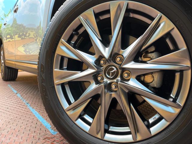 ＣＸ－８ ２５Ｓ　Ｌパッケージ　１０型純正ナビ　全周囲カメラ　ＢＯＳＥサウンドシステム　赤革シート　アダプティブクルーズコントロール　スマートブレーキサポート　シートベンチレーション　パワーバックドア　コーナーセンサー　パワーシート（13枚目）