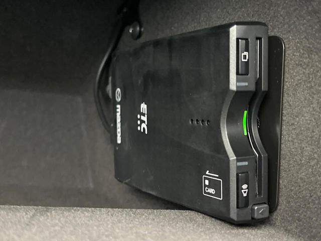 ＣＸ－８ ＸＤ　エクスクルーシブモード　サンルーフ　ＢＯＳＥサウンド　純正１０．２５型ナビ　全周囲カメラ　スマートブレーキサポート　レーダクルーズ　ブラインドスポットモニター　パワーバックドア　黒革シート　シートベンチレーション（65枚目）