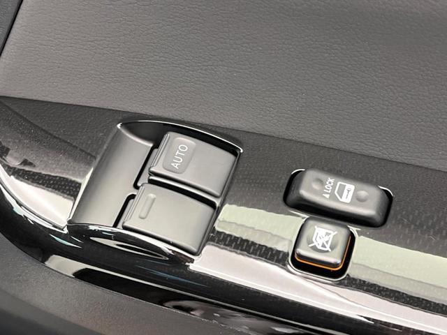 ハイエースバン ロングスーパーGL ダークプライムS 両側電動スライド 9型ナビ 全周囲カメラ トヨタセーフティセンス デジタルインナーミラー 100V電源 LEDヘッドライト オートマチックハイビーム オートライト ハーフレザーシート レーンキープ(42枚目)