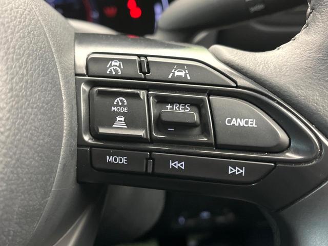 ヤリスクロス ハイブリッドZ 純正8インチナビ 全周囲カメラ セーフティセンス レーダークルーズ ハーフ合皮シート パワーシート シートヒーター ドラレコ コーナーセンサー ビルトインETC 純正18インチアルミ(6枚目)