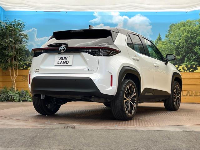 ヤリスクロス ハイブリッドZ 純正8インチナビ 全周囲カメラ セーフティセンス レーダークルーズ ハーフ合皮シート パワーシート シートヒーター ドラレコ コーナーセンサー ビルトインETC 純正18インチアルミ(16枚目)