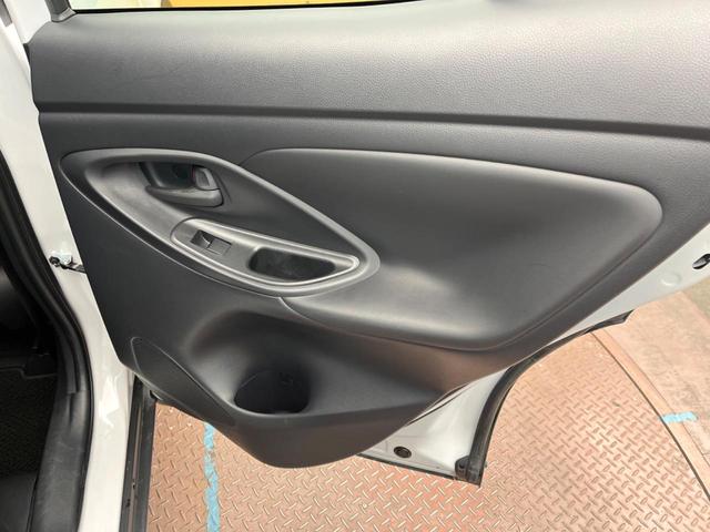 ヤリスクロス ハイブリッドZ 純正8インチナビ 全周囲カメラ セーフティセンス レーダークルーズ ハーフ合皮シート パワーシート シートヒーター ドラレコ コーナーセンサー ビルトインETC 純正18インチアルミ(35枚目)