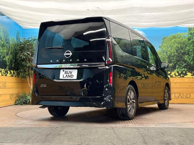 セレナ ハイウェイスターV 両側電動スライド 純正12.3型ナビ 全周囲カメラ インテリジェントルームミラー ブラインドスポットモニター LEDヘッドライト オートマチックハイビーム レーンキープ クリアランスソナー(17枚目)