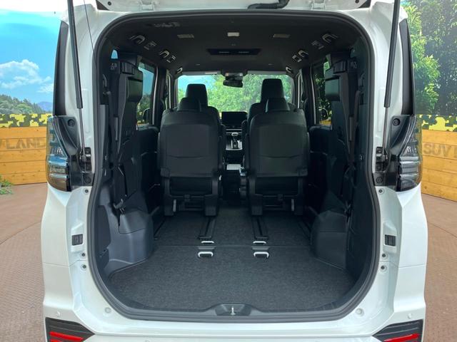 ヴォクシー ハイブリッドS-Z 純正10.5インチナビ 両側電動ドア CD/DVDデッキ バックカメラ 100V電源 トヨタセーフティセンス レーダークルーズ ハーフレザーシート ETC 純正17インチアルミ(11枚目)