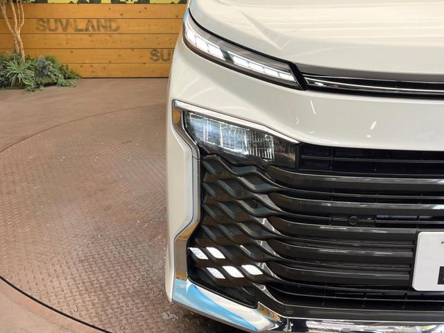 ヴォクシー ハイブリッドS-Z 純正10.5インチナビ 両側電動ドア CD/DVDデッキ バックカメラ 100V電源 トヨタセーフティセンス レーダークルーズ ハーフレザーシート ETC 純正17インチアルミ(13枚目)