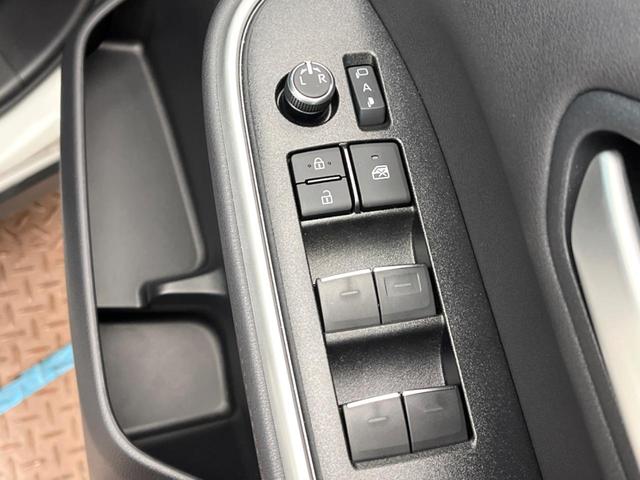 ヴォクシー ハイブリッドS-Z 純正10.5インチナビ 両側電動ドア CD/DVDデッキ バックカメラ 100V電源 トヨタセーフティセンス レーダークルーズ ハーフレザーシート ETC 純正17インチアルミ(42枚目)