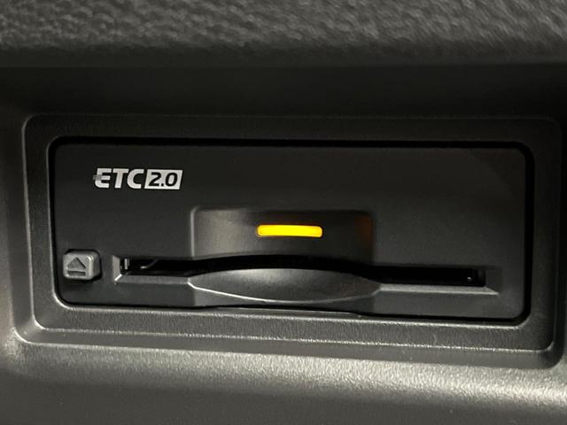 セレナ e-パワー ハイウェイスターV 登録済未使用車 両側電動ドア 全周囲カメラ 衝突被害軽減システム コーナーセンサー スマートキー LEDヘッド ビルトインETC 純正16インチアルミ オートハイビーム 車線逸脱警報 オートライト(10枚目)