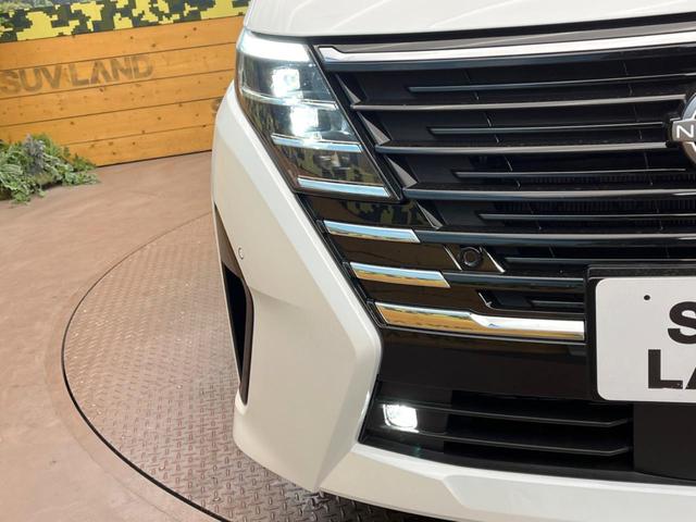 セレナ e-パワー ハイウェイスターV 登録済未使用車 両側電動ドア 全周囲カメラ 衝突被害軽減システム コーナーセンサー スマートキー LEDヘッド ビルトインETC 純正16インチアルミ オートハイビーム 車線逸脱警報 オートライト(17枚目)