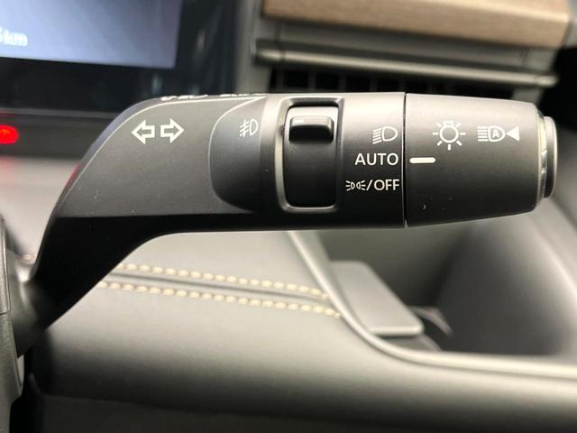 セレナ e-パワー ハイウェイスターV 登録済未使用車 両側電動ドア 全周囲カメラ 衝突被害軽減システム コーナーセンサー スマートキー LEDヘッド ビルトインETC 純正16インチアルミ オートハイビーム 車線逸脱警報 オートライト(53枚目)