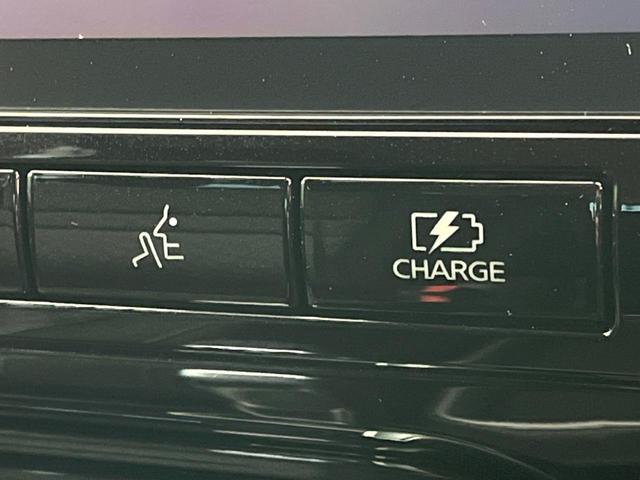 セレナ e-パワー ハイウェイスターV 純正10型ナビ 両方電動スライドドア プロパイロット エマージェンシーブレーキ 全周囲カメラ デジタルインナーミラー ブラインドスポットモニター ETC LEDヘッドライト リアオートエアコン(51枚目)