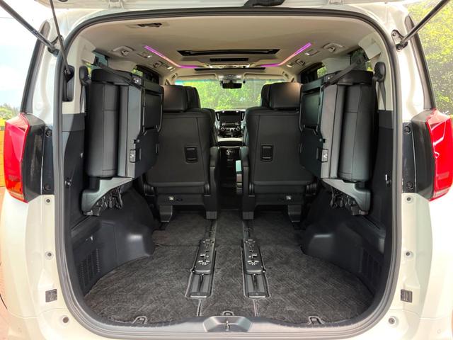 アルファード ２．５Ｓ　Ｃパッケージ　サンルーフ　ＢＩＧ－Ｘ１１型ナビ　１２．８型フリップダウン　モデリスタ　両側電動スライドドア　トヨタセーフティセンス　黒皮調シート　レーダークルーズ　バックカメラ　ＡＣ１００Ｖ電源　シートヒーター（11枚目）