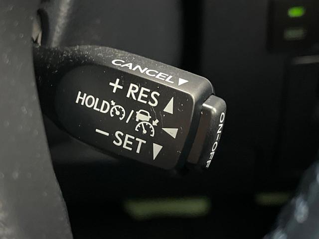 アルファード ２．５Ｓ　タイプゴールド　モデリスタエアロ　デジタルインナーミラー　純正９型ナビ　両側電動ドア　パワーバックドア　ハーフレザーシート　１９インチアルミ　３眼ＬＥＤヘッドライト　ウッドコンビステアリング　セーフティセンス　禁煙車（6枚目）