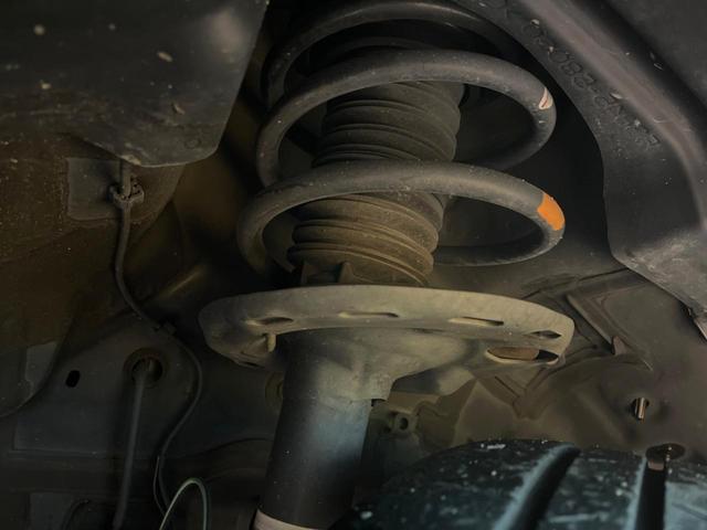 アルファード ２．５Ｓ　タイプゴールド　モデリスタエアロ　デジタルインナーミラー　純正９型ナビ　両側電動ドア　パワーバックドア　ハーフレザーシート　１９インチアルミ　３眼ＬＥＤヘッドライト　ウッドコンビステアリング　セーフティセンス　禁煙車（23枚目）