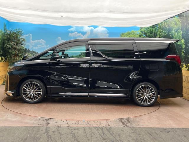 アルファード ２．５Ｓ　タイプゴールド　モデリスタエアロ　デジタルインナーミラー　純正９型ナビ　両側電動ドア　パワーバックドア　ハーフレザーシート　１９インチアルミ　３眼ＬＥＤヘッドライト　ウッドコンビステアリング　セーフティセンス　禁煙車（30枚目）