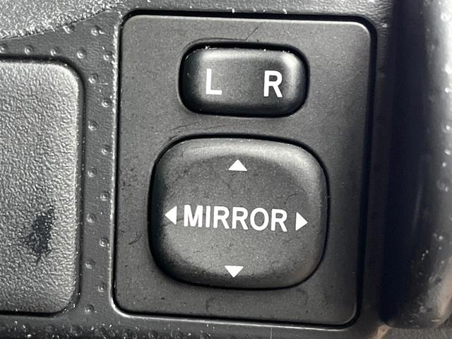 ＦＪクルーザー ベースグレード　ＳＤナビ　禁煙車　ドライブレコーダー　ＥＴＣ　フルセグ　プライバシーガラス　Ｂｌｕｅｔｏｏｔｈ　横滑り防止装置　盗難防止システム　キーレス　クリアランスソナー（41枚目）