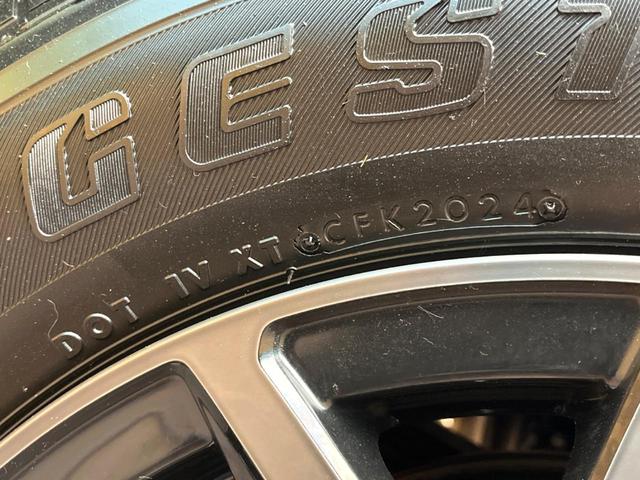 ハイラックス Ｚ　ＧＲスポーツ　純正ディスプレイオーディオ　バックカメラ　トヨタセーフティセンス　レーダークルーズ　禁煙車　ハーフレザーシート　パワーシート　コーナーセンサー　スマートキー　ＬＥＤヘッド　ＥＴＣ　純正１８インチアルミ（21枚目）